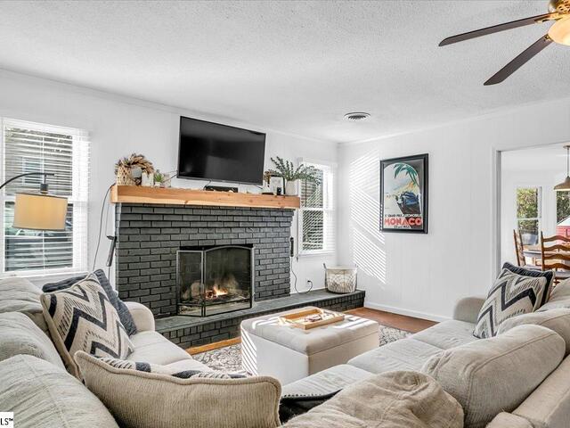 Photo of 614 Gray Fox Square