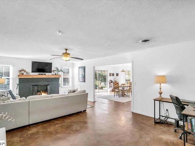 Photo of 614 Gray Fox Square