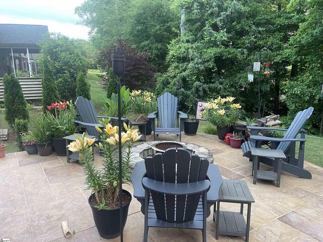 Photo of 217 Meritta Trail