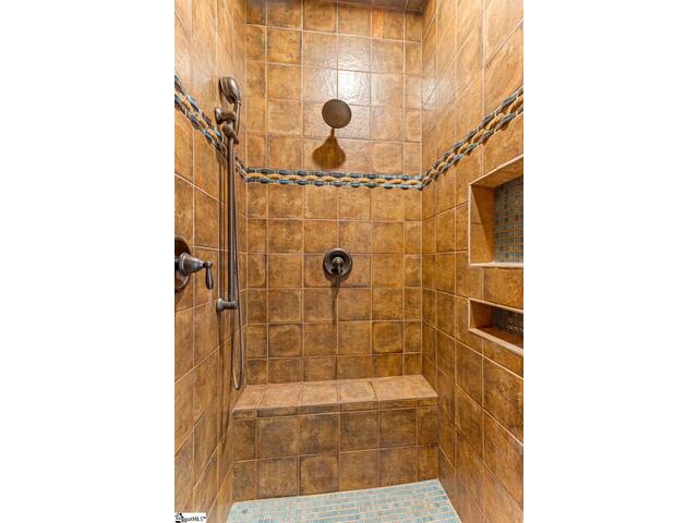 Photo of 26 Buist Avenue