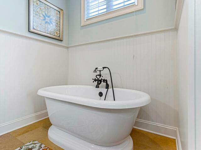 Photo of 26 Buist Avenue