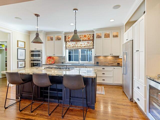 Photo of 26 Buist Avenue