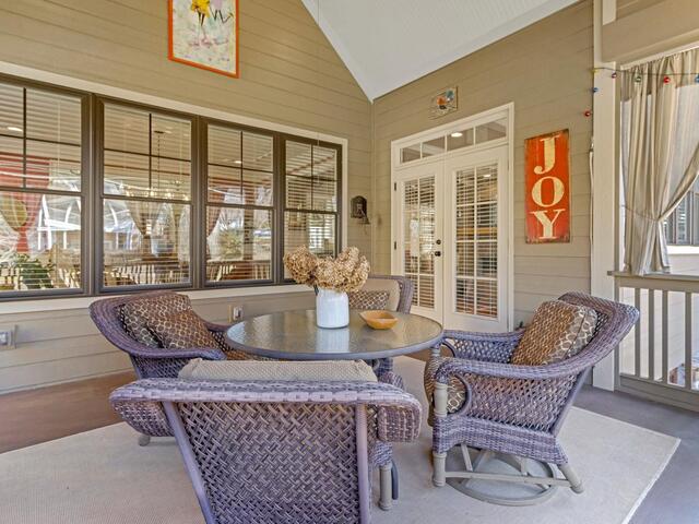 Photo of 26 Buist Avenue