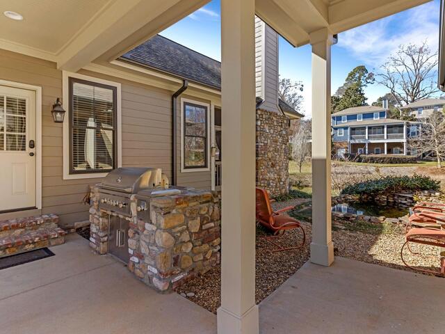 Photo of 26 Buist Avenue