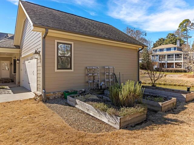 Photo of 26 Buist Avenue