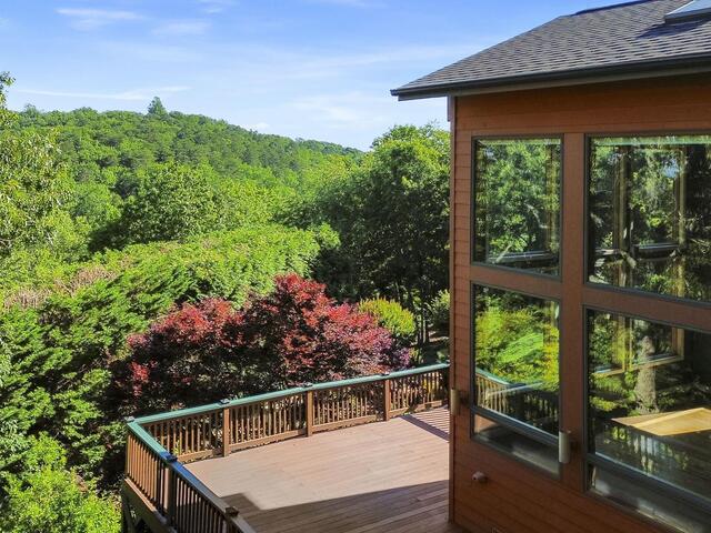 Photo of 137 Laurel Falls Way