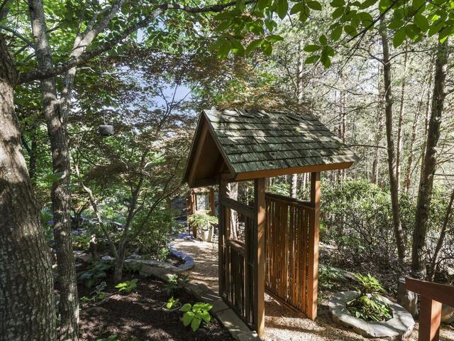 Photo of 137 Laurel Falls Way