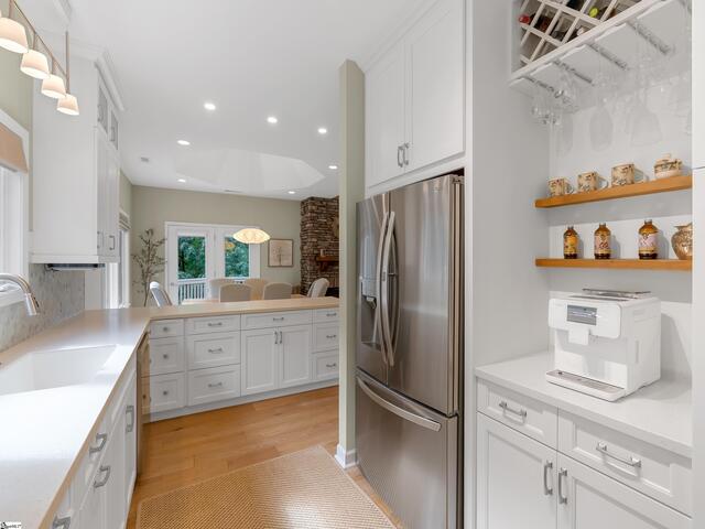 Photo of 15 Grosbeak Way