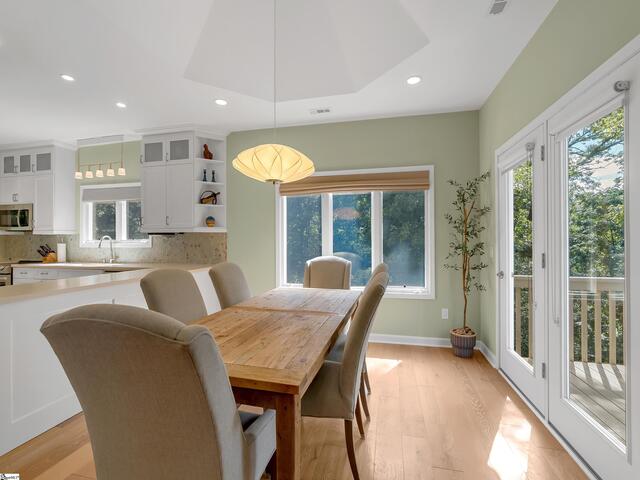 Photo of 15 Grosbeak Way