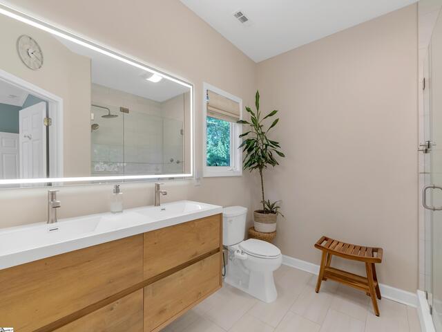 Photo of 15 Grosbeak Way