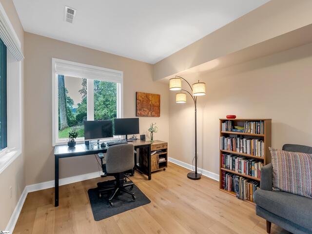 Photo of 15 Grosbeak Way