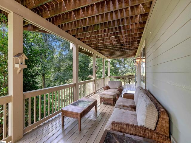 Photo of 15 Grosbeak Way