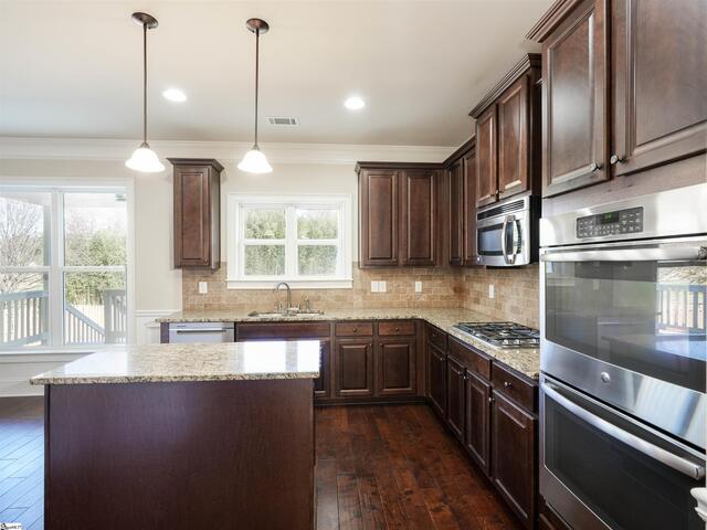 Photo of 109 River Valley Lane