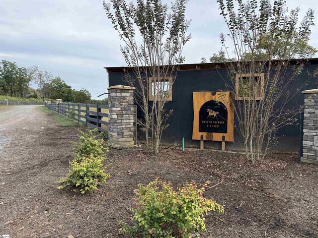 Photo of 00 Catalan Court