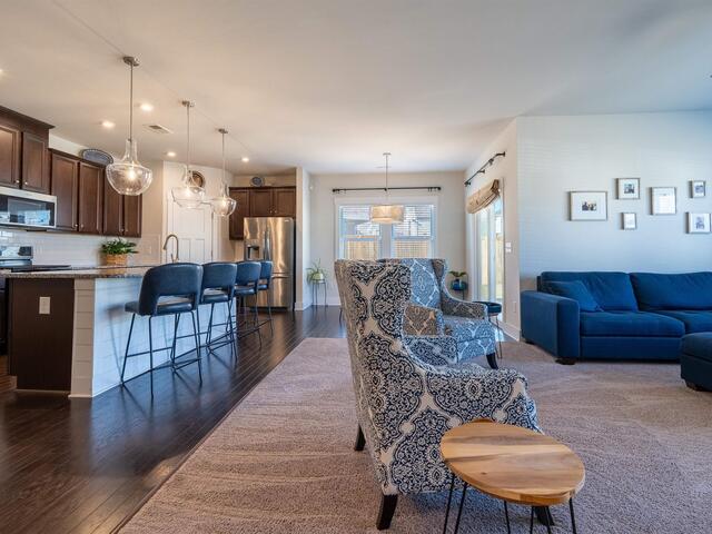 Photo of 39 LARSON Drive