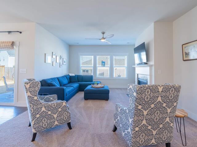 Photo of 39 LARSON Drive