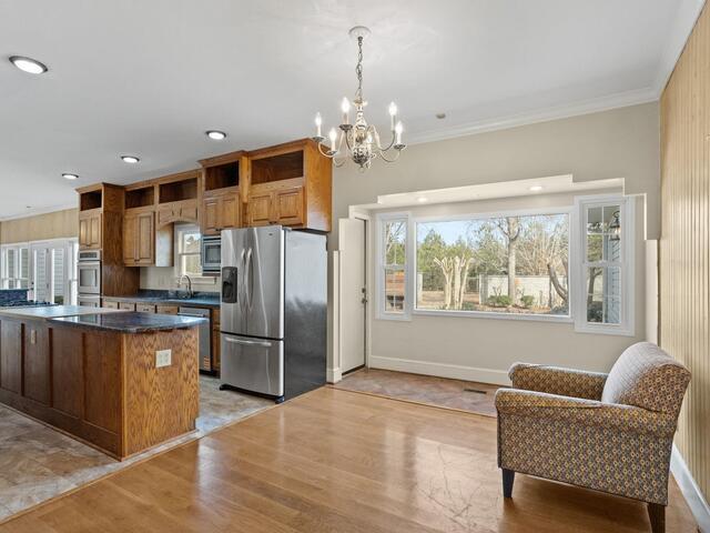 Photo of 414 Giggle Drive