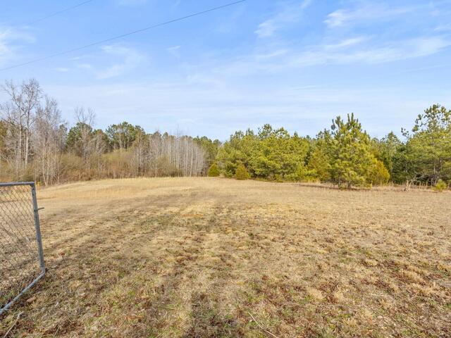 Photo of 414 Giggle Drive