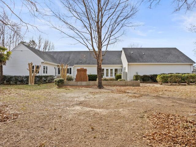 Photo of 414 Giggle Drive