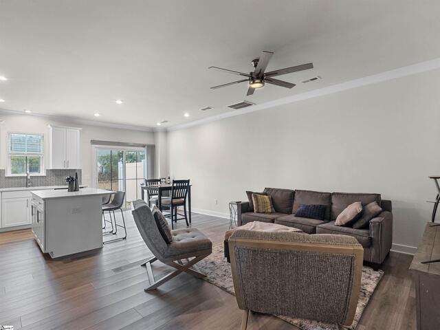 Photo of 61 Connaught Court