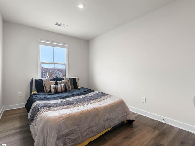 Photo of 61 Connaught Court