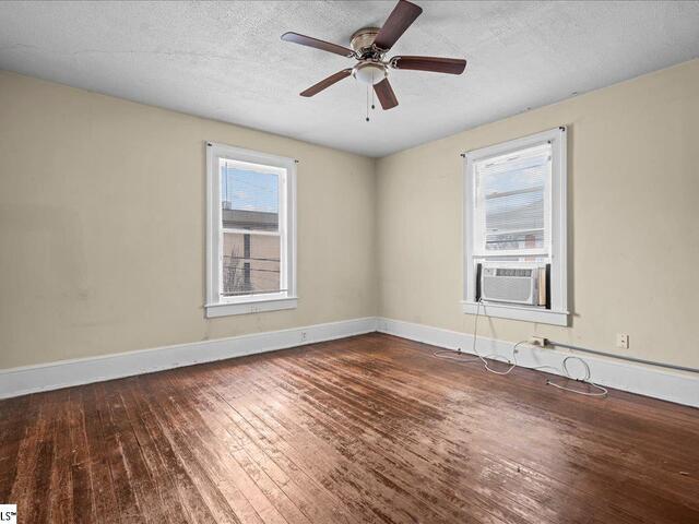 Photo of 276 S Spring Street