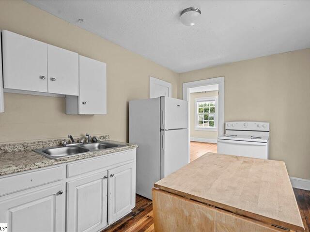 Photo of 276 S Spring Street