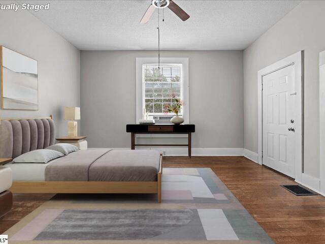 Photo of 276 S Spring Street