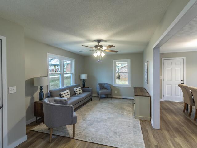 Photo of 319 E Hampton Avenue