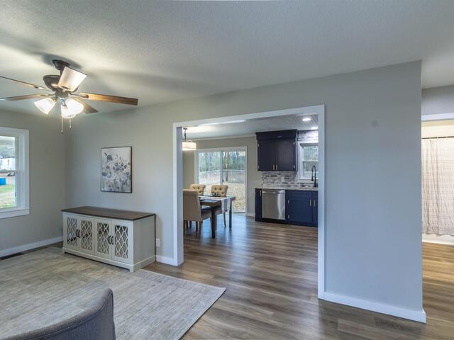 Photo of 319 E Hampton Avenue