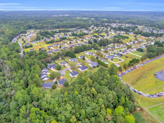 Photo of 129 Saint James Court