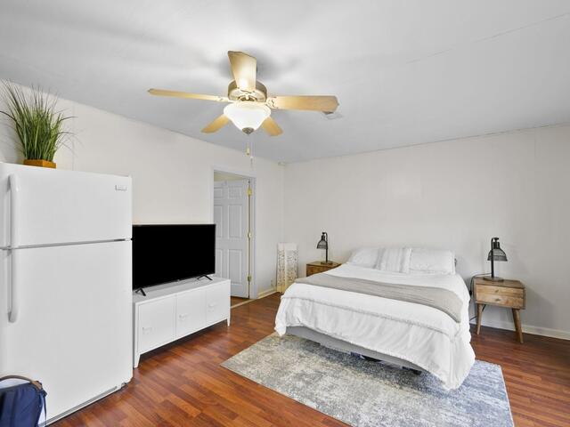 Photo of 687 Robinson Road