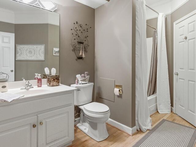Photo of 203 Ingleside Way