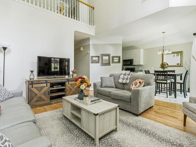 Photo of 203 Ingleside Way
