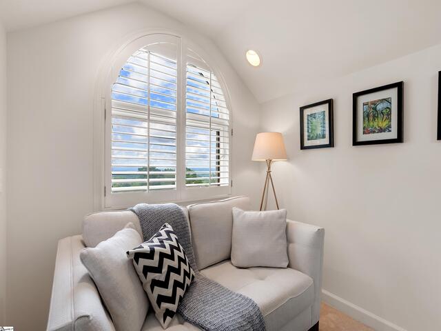 Photo of 9 Vireo Drive