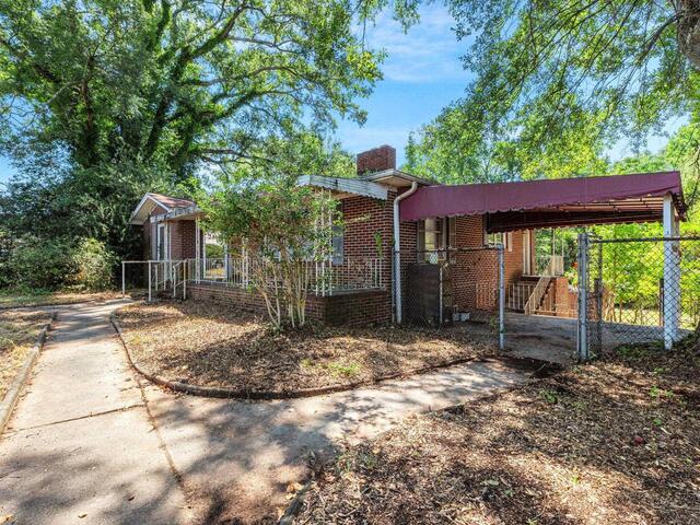 Photo of 104 E Butler Road