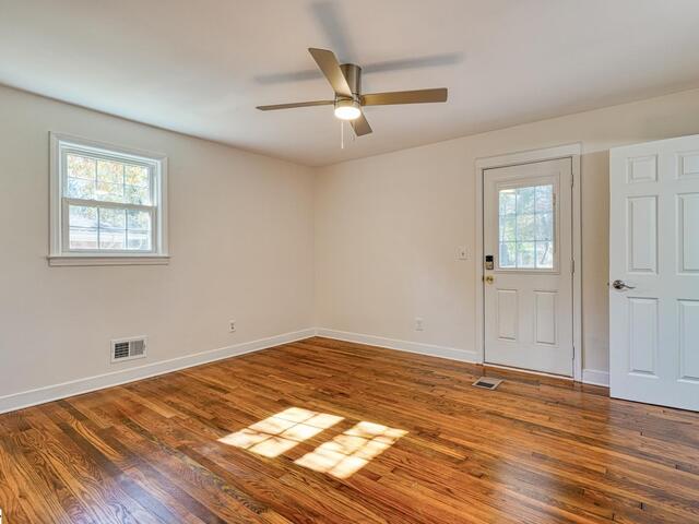 Photo of 132 Walden Circle