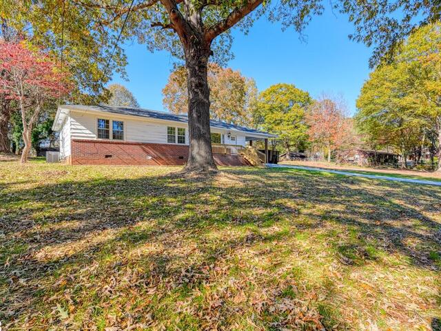 Photo of 132 Walden Circle