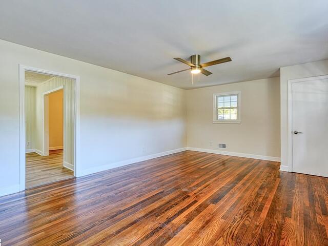 Photo of 132 Walden Circle