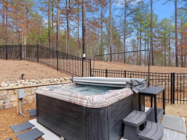 Photo of 505 Bellhaven Court