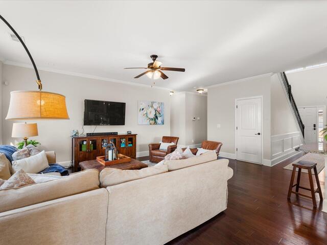 Photo of 27 Wood Hollow Circle