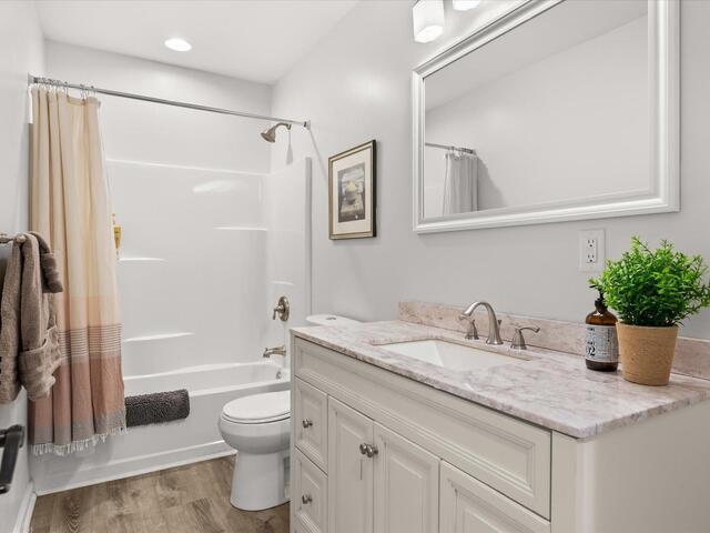 Photo of 27 Wood Hollow Circle