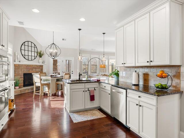 Photo of 27 Wood Hollow Circle