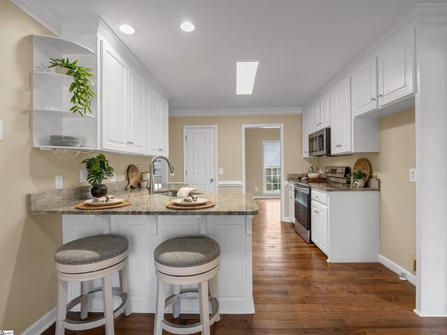 Photo of 404 Grayson Drive