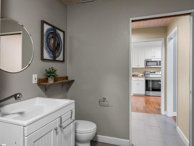 Photo of 404 Grayson Drive