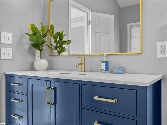 Photo of 404 Grayson Drive