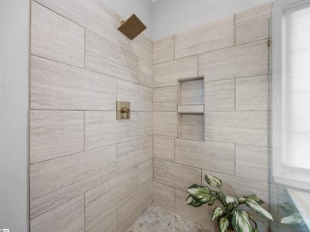 Photo of 404 Grayson Drive