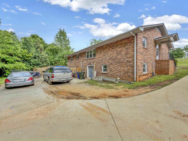 Photo of 720 Parkins Mill Road