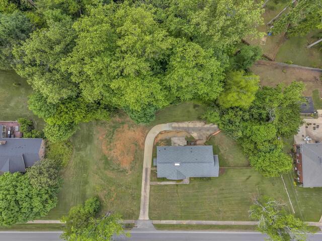 Photo of 720 Parkins Mill Road
