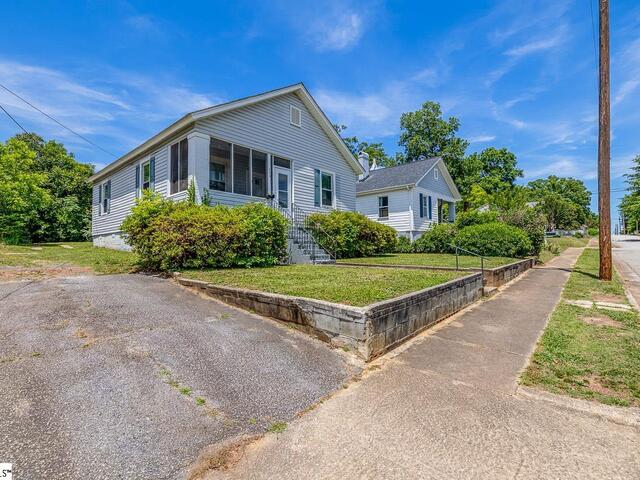 Photo of 750 Maywood Street